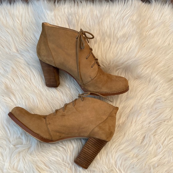 Land's End Suede Booties, Size 7.5 - Picture 8 of 17
